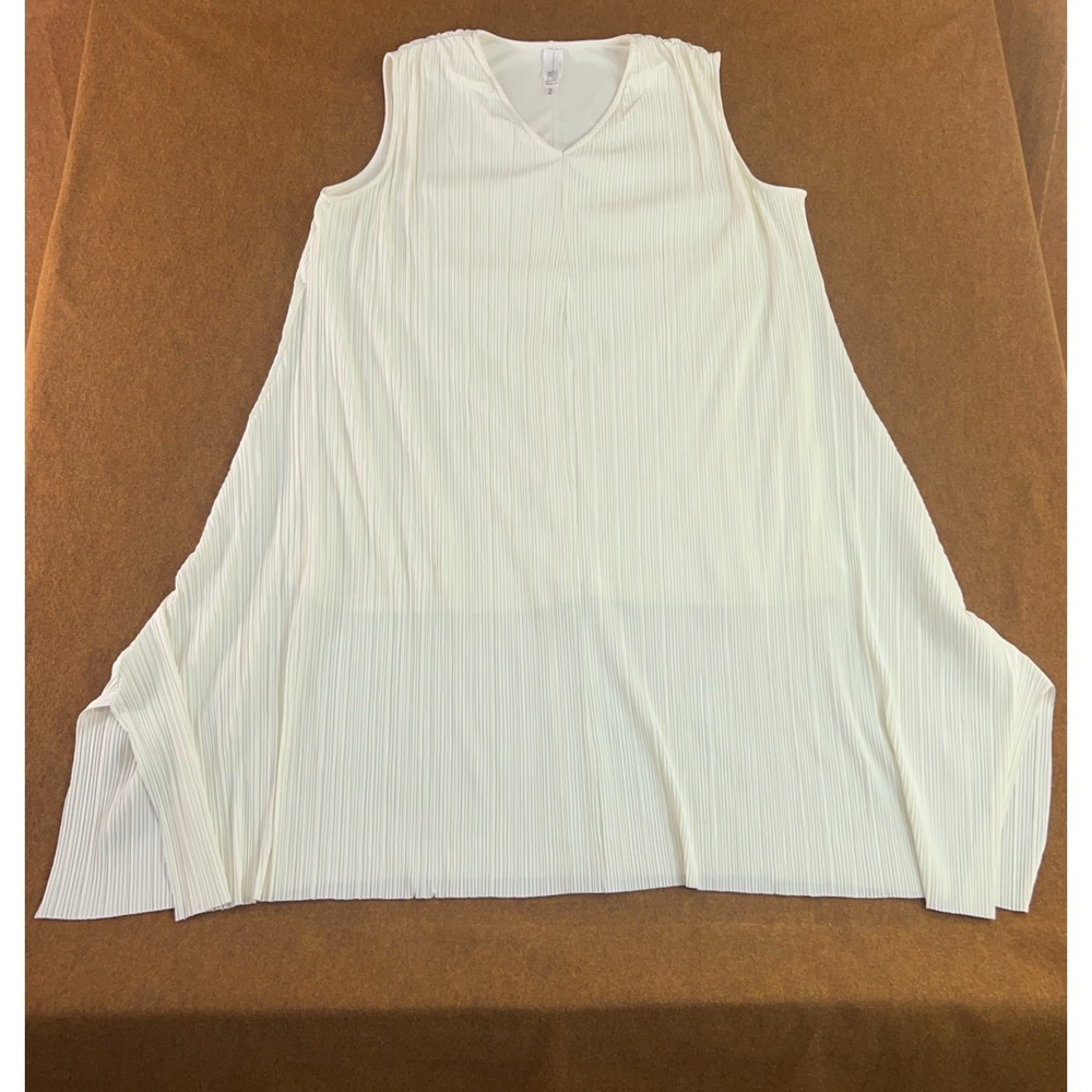 WynneLayers Womens Size 1X Ivory Summer Plisse Knit V Neck Sleeveless Dress New